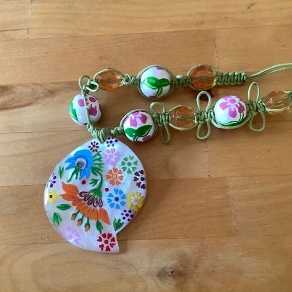 NWT JEWELRY SET NECKLACE/EARRINGS HAND PAINTED MOTHER OF PEARL​ - Picture 9 of 10